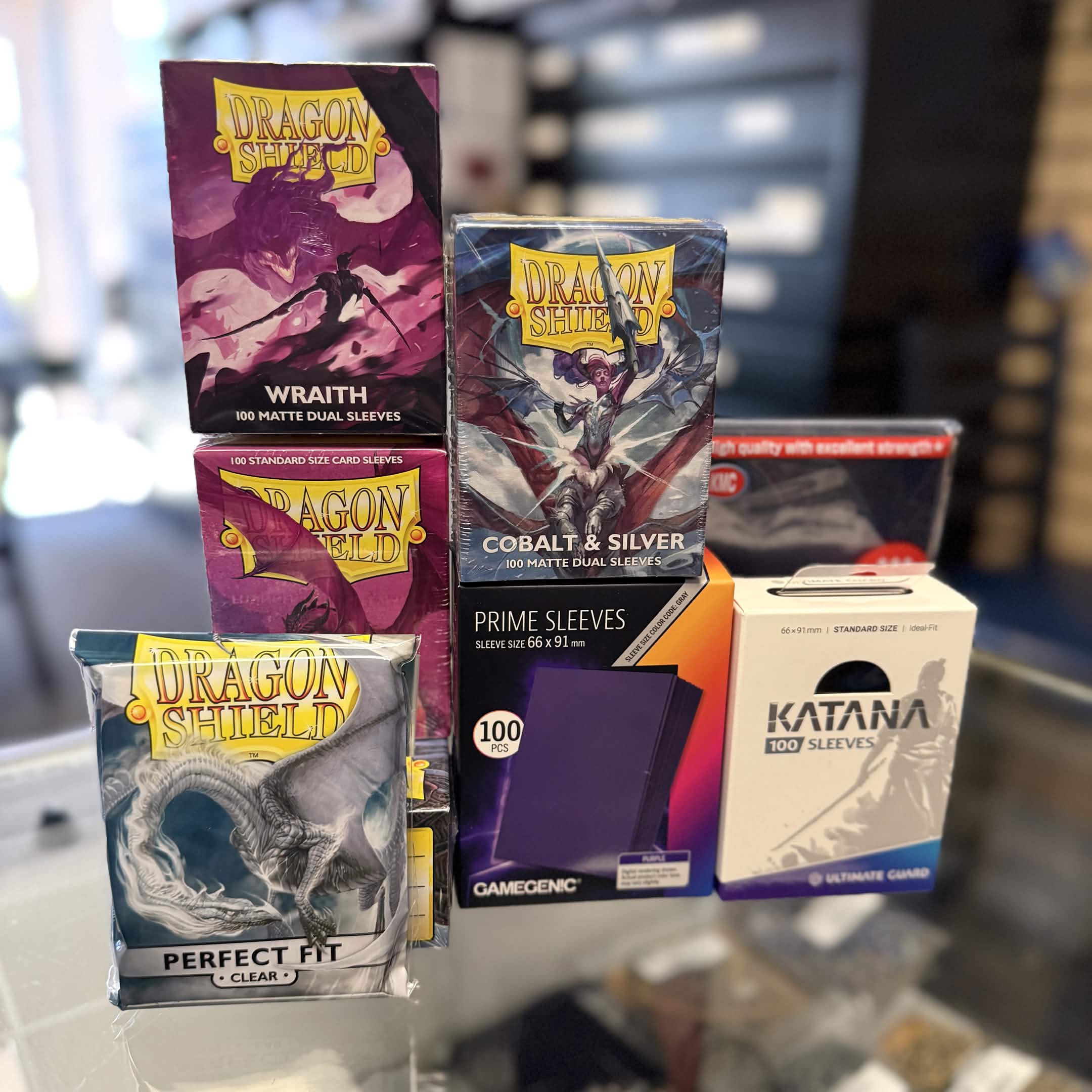 card sleeves for collectors "Everdell The Complete Collection" Compatible Sleeve Bundle (8810 X 4 + 8840 X 2) these sleeves offer trusted protection against scratches Polyester Trading Card Sleeves